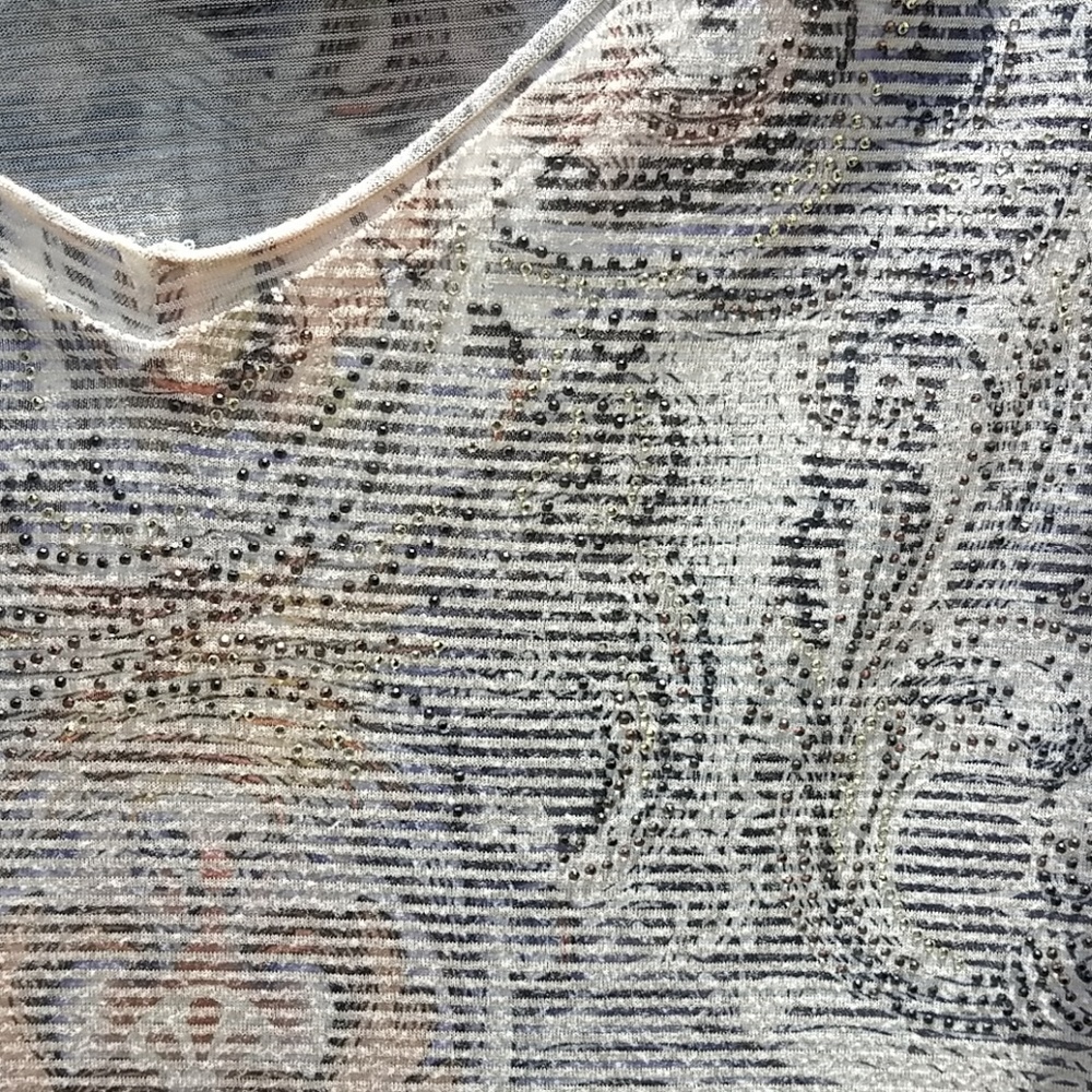 Top - Picture 3 of 3